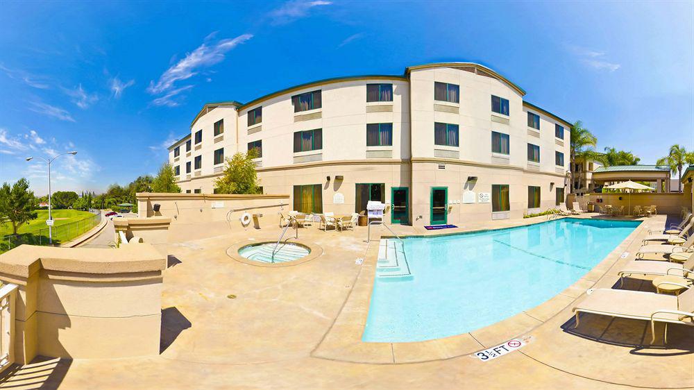 Hilton Garden Inn Montebello / Los Angeles Exterior photo