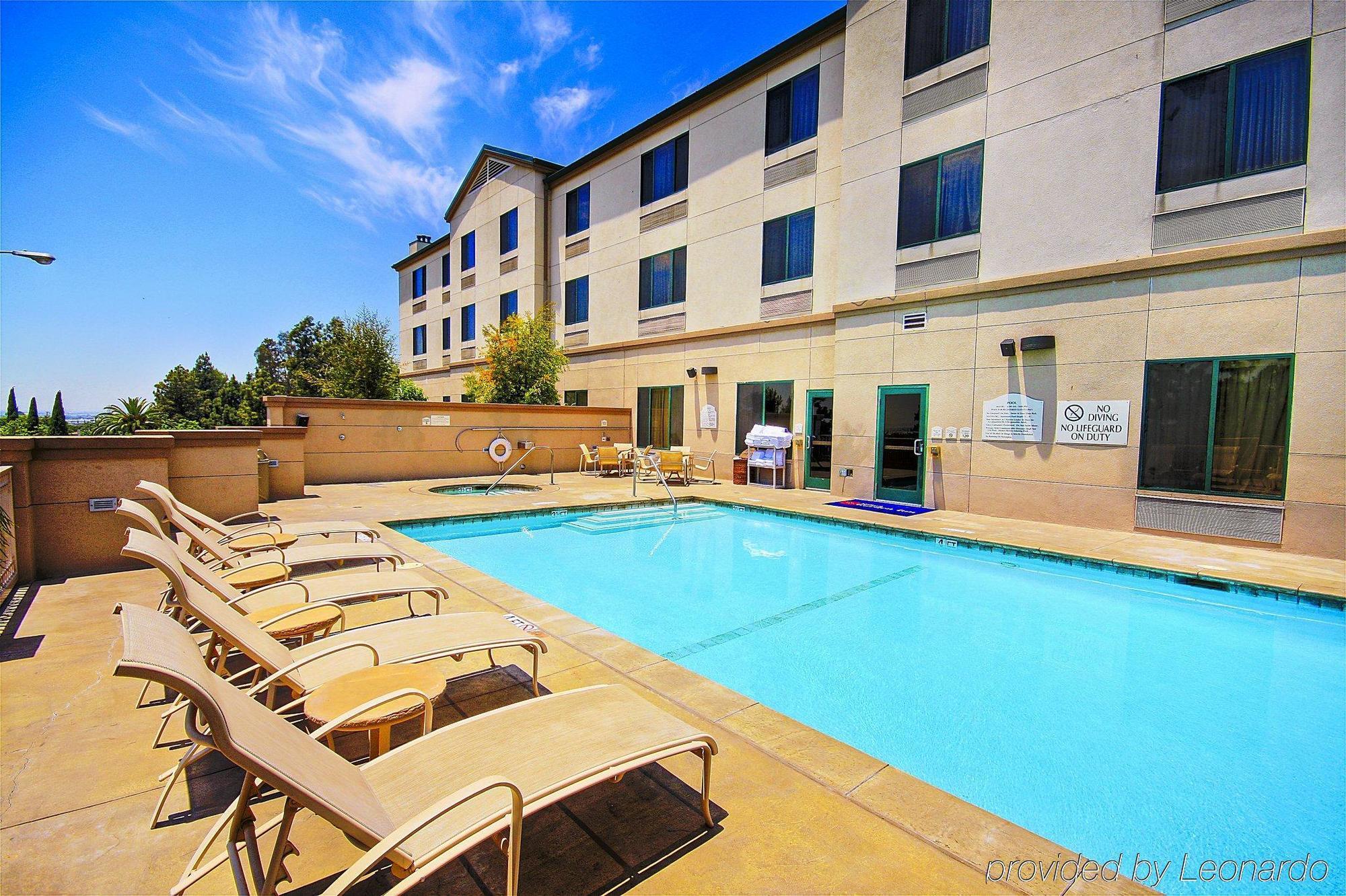 Hilton Garden Inn Montebello / Los Angeles Exterior photo